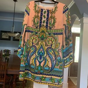 Long sleeve print shift dress